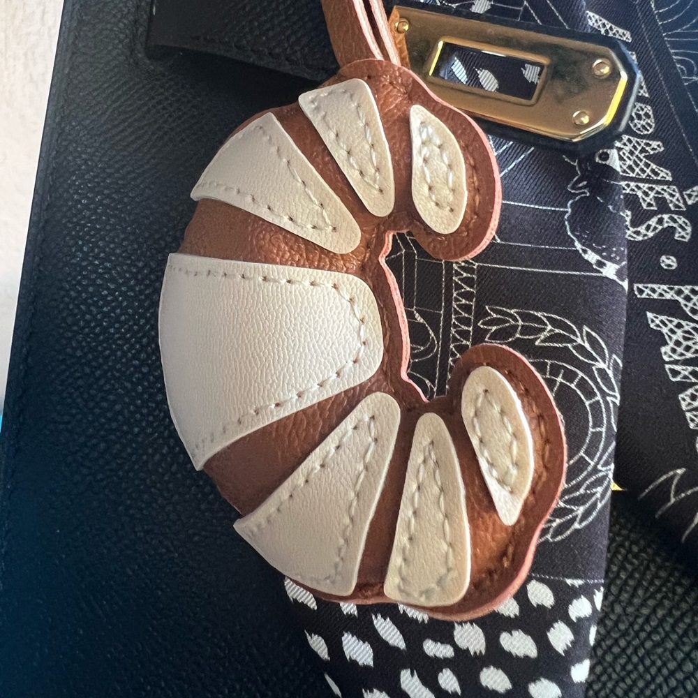 Croissant Bag Charm - CHOCOLATE BROWN - Picture 14 of 15